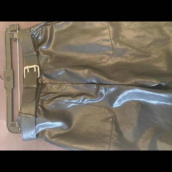 Frankie Shop Vegan Leather Pants with belt, jogger style - Picture 6 of 7